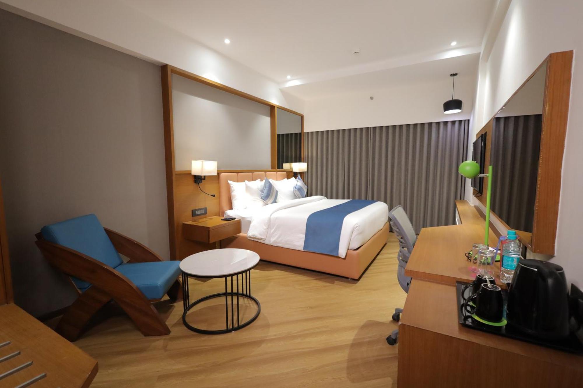 Ramada Encore By Wyndham Viramgam Exterior photo