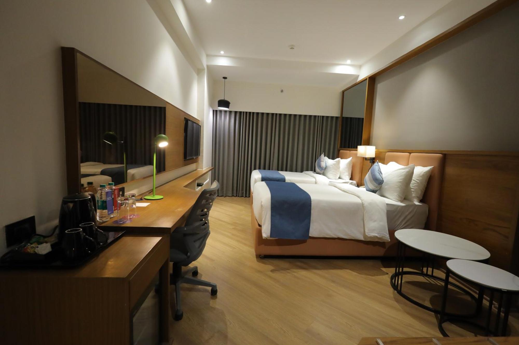 Ramada Encore By Wyndham Viramgam Exterior photo