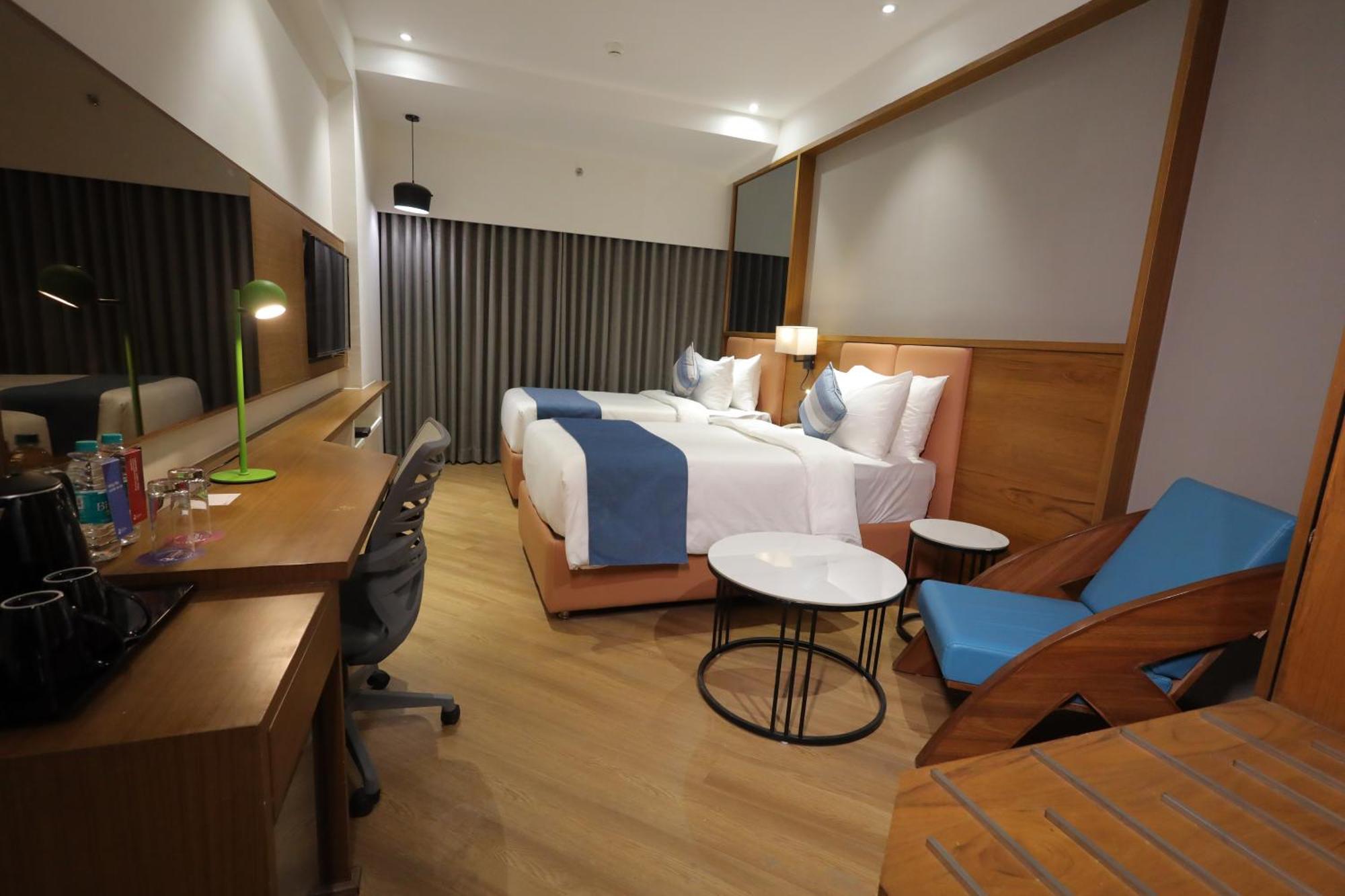 Ramada Encore By Wyndham Viramgam Exterior photo