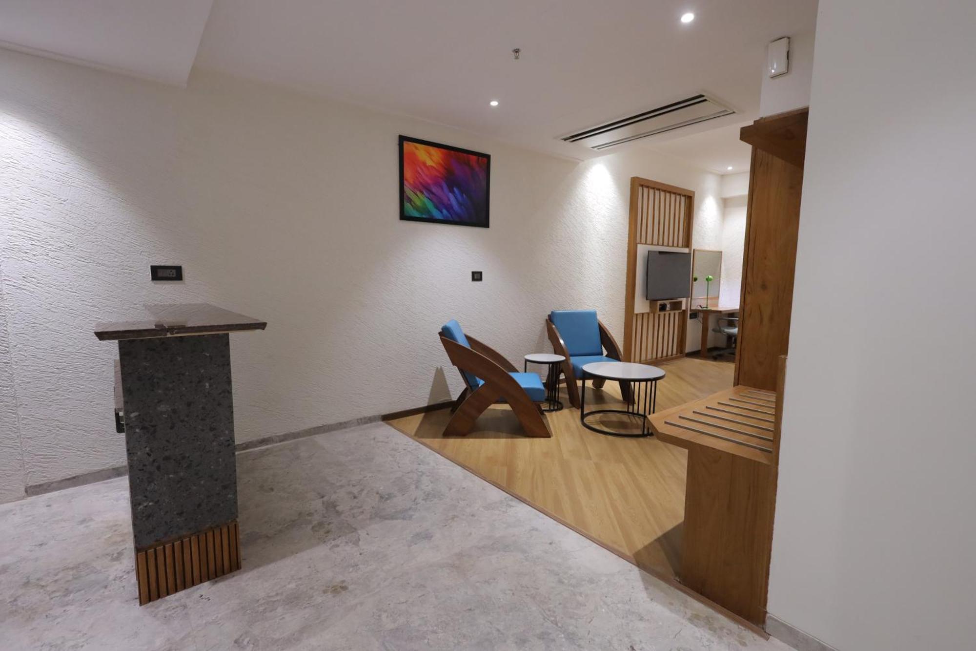 Ramada Encore By Wyndham Viramgam Exterior photo